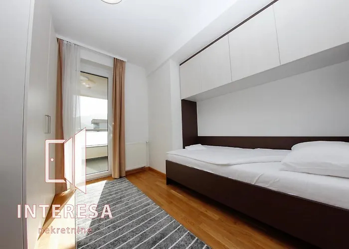 Panamera Private סראייבו